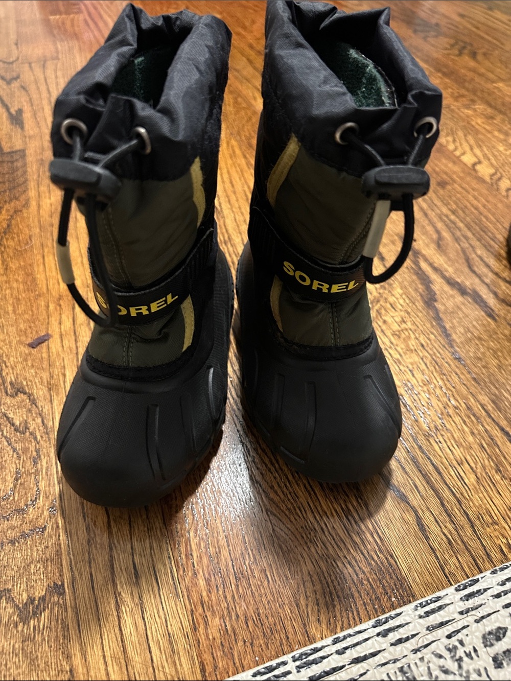 Sorel Kids Black and Olive Snow Boots with Drawcord